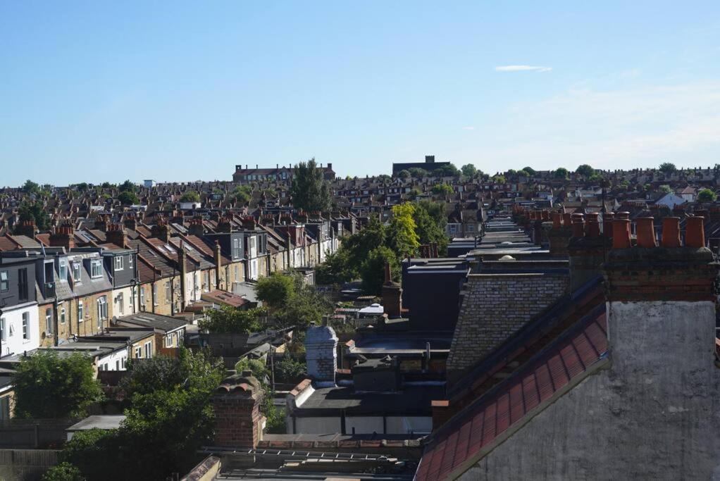 Appartement 7 *